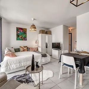 emergence-beau-t1-pour-2-personnes-balcon-et-garage.hotels-rhonealpes.com/